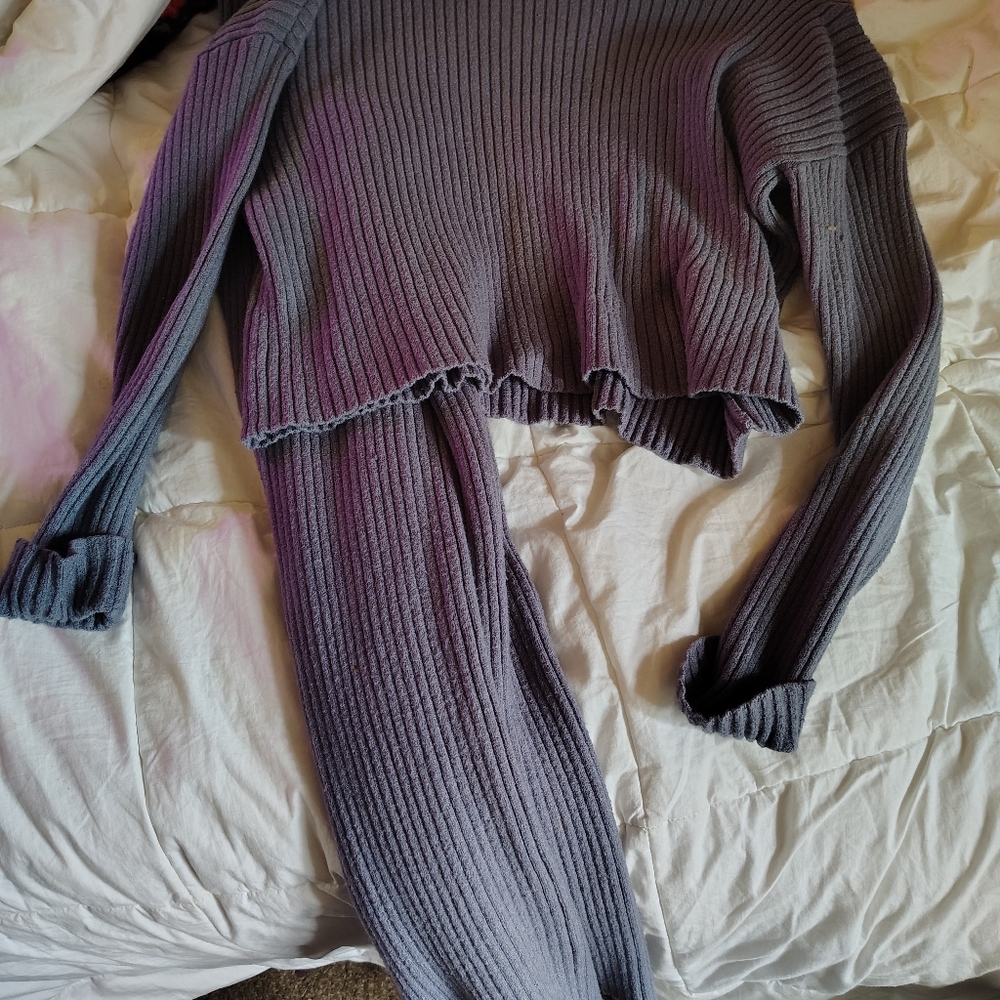 Cozy Ribbed Knit Sweater and Pants Set in Gray